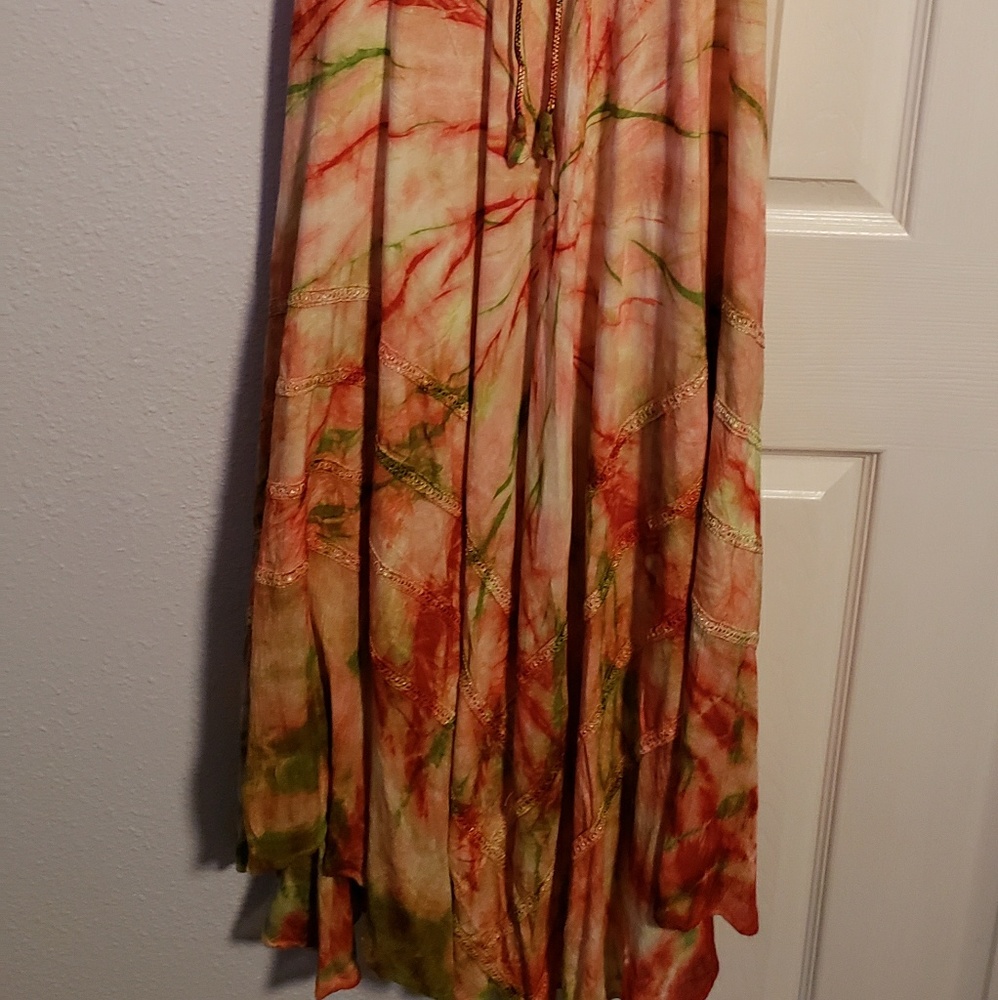 Dress - Picture 2 of 4